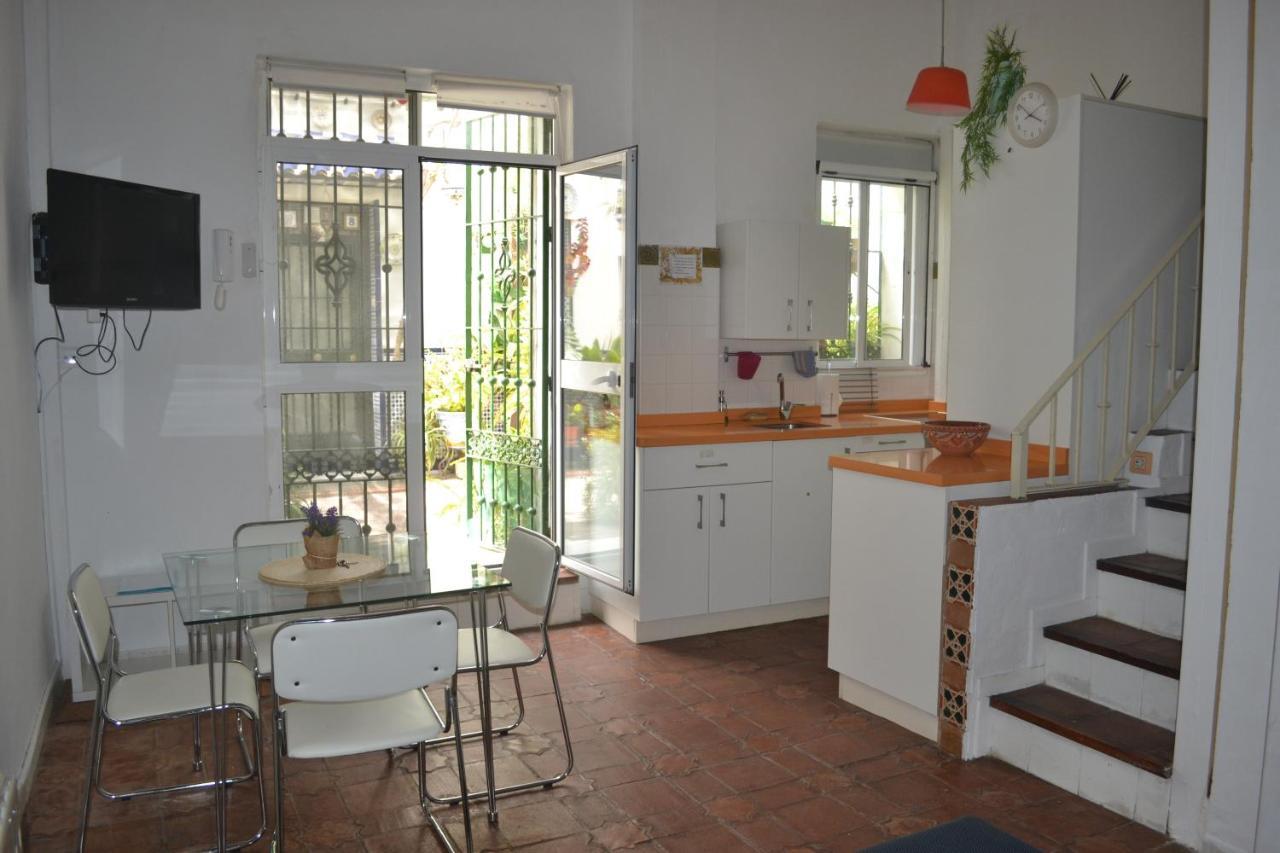 Charming House In Triana,Best City View From Patio Sevilla Exterior foto